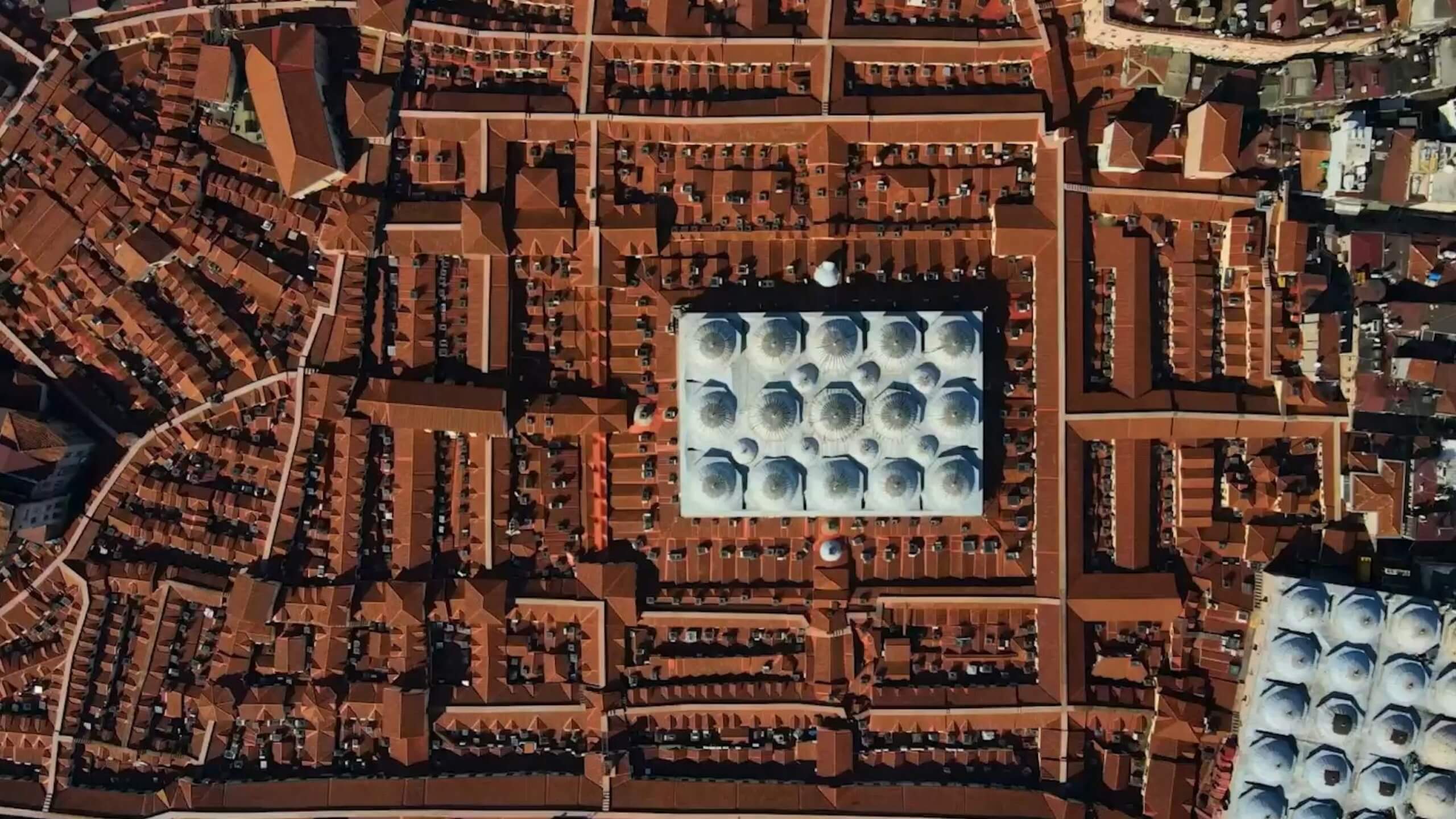 Birdsview photo of the Grand Bazaar in Istanbul