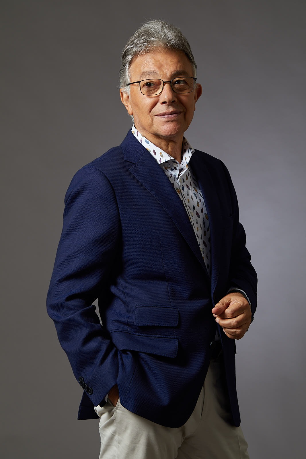 Koç Leather & Fur의 창립자 İlyas Koç의 초상화